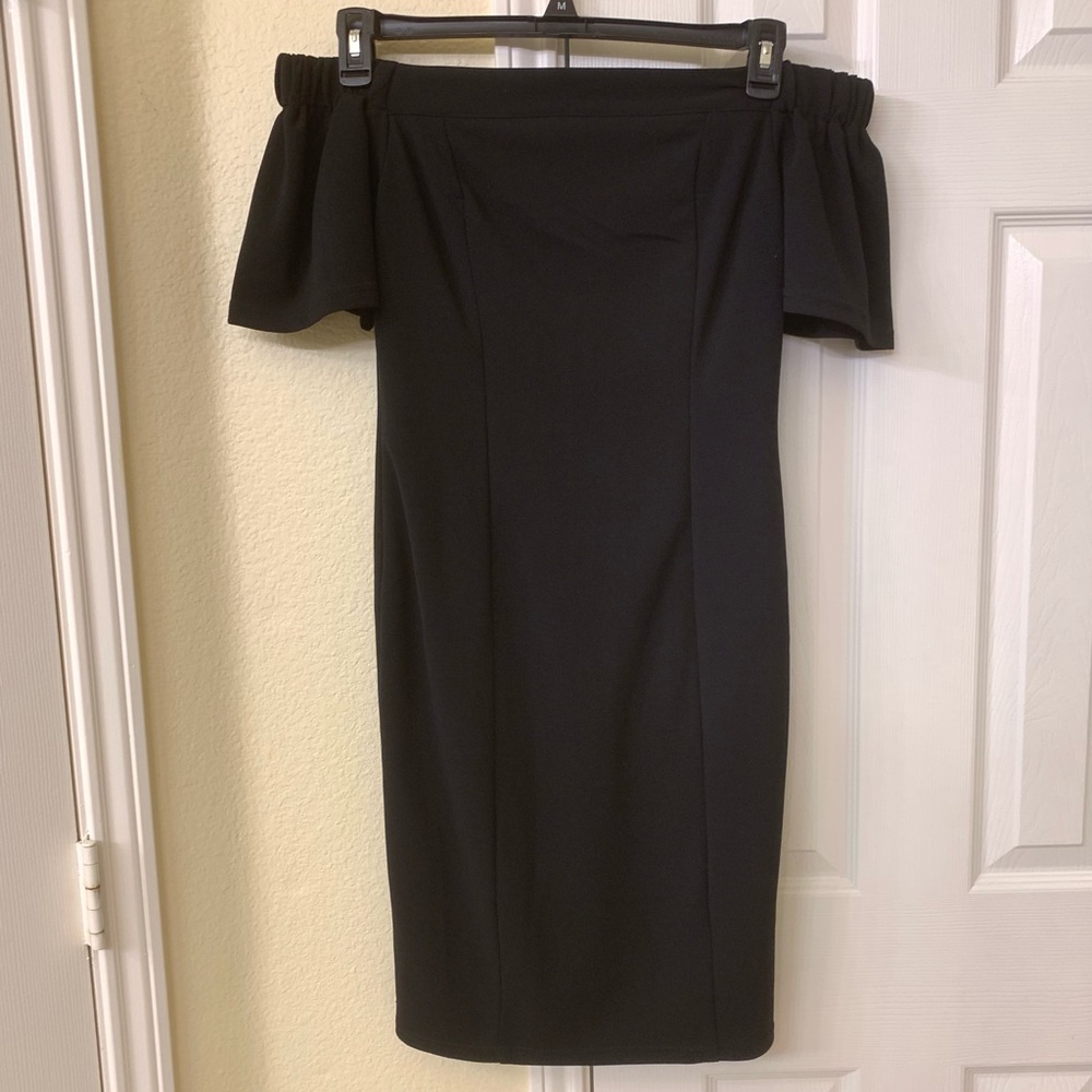 Lulus Black Off shoulder Dress
